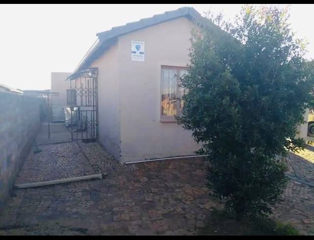 3 BEDROOM PROPERTY TO RENT IN PROTEA GLEN